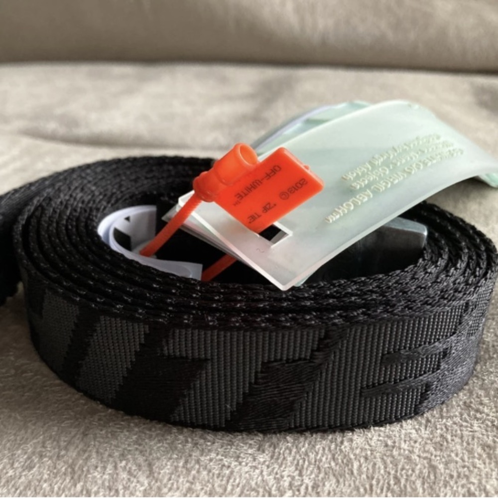 Off white black belt